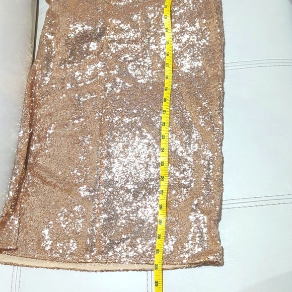 H&M  Holiday Dazzling Gold Sequined Skirt - size Small NWT - Picture 6 of 6